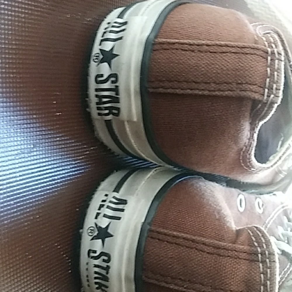 Converse - Picture 3 of 3